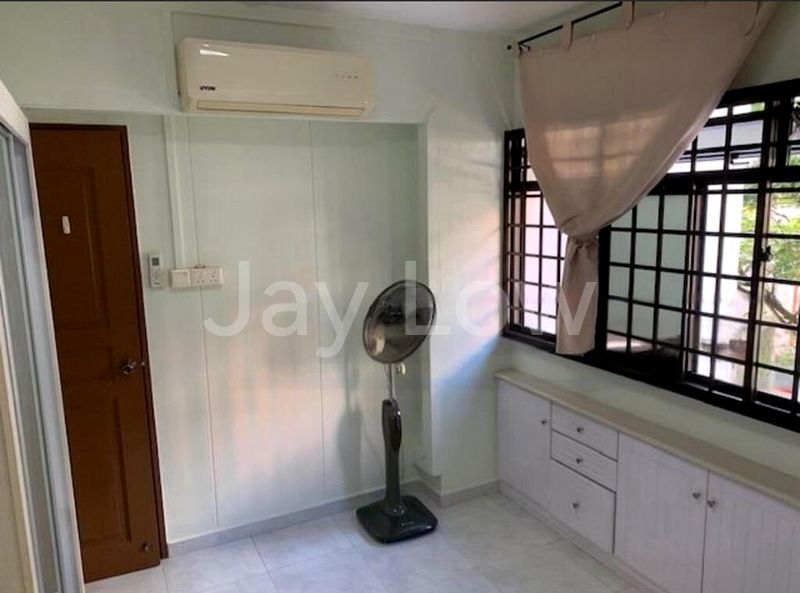 Common Room (HDB) for Rent in  711 Tampines Street 71 - Image 2